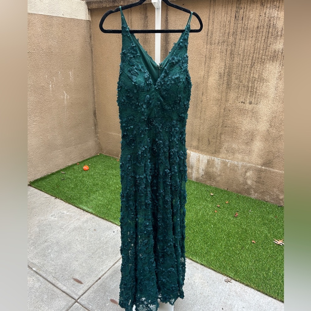 XSCAPE DARK GREEN FLORAL DRESS